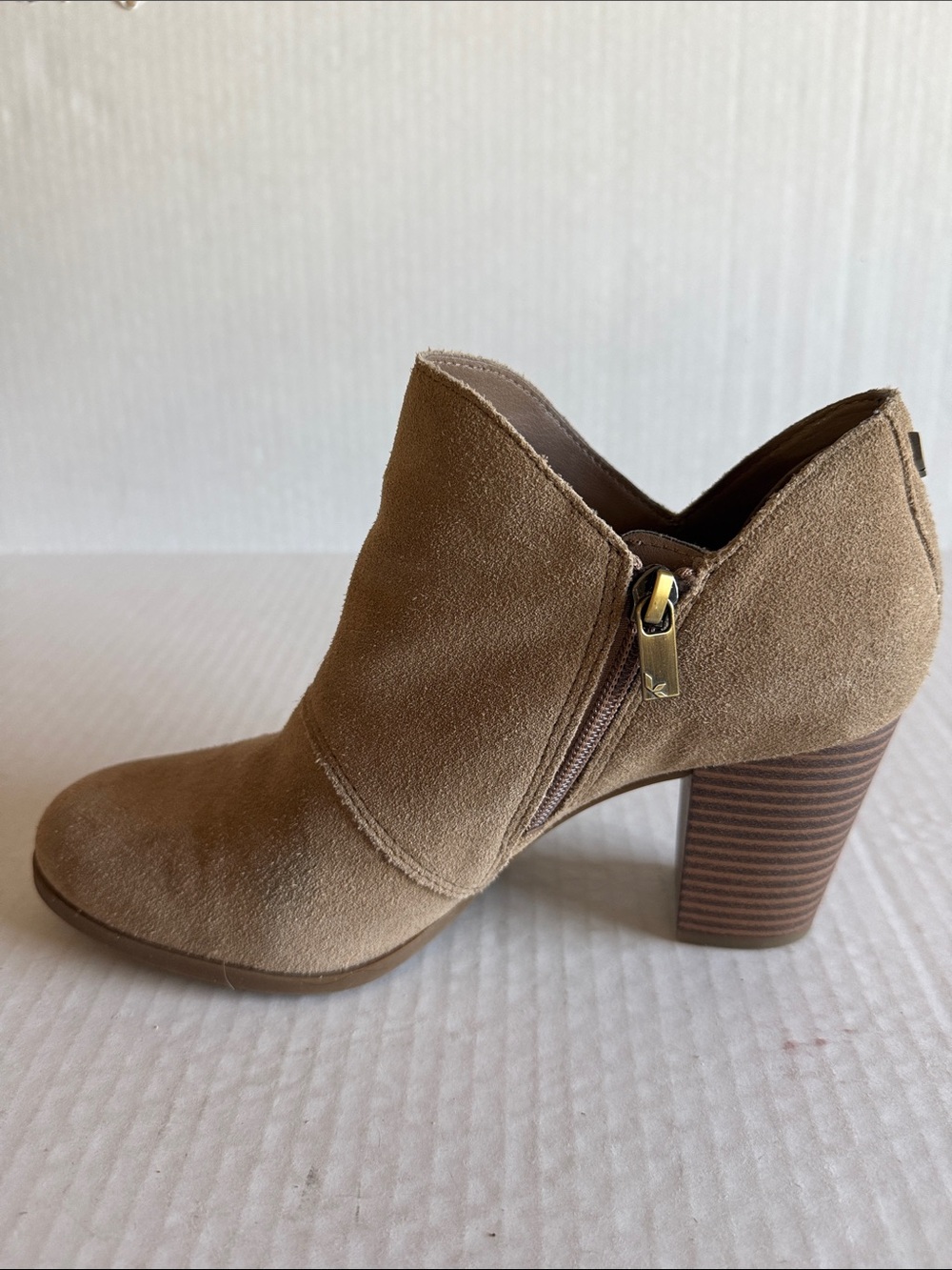 Koolaburra By Ugg Nacie Bootie In Tan Suede - Picture 5 of 10
